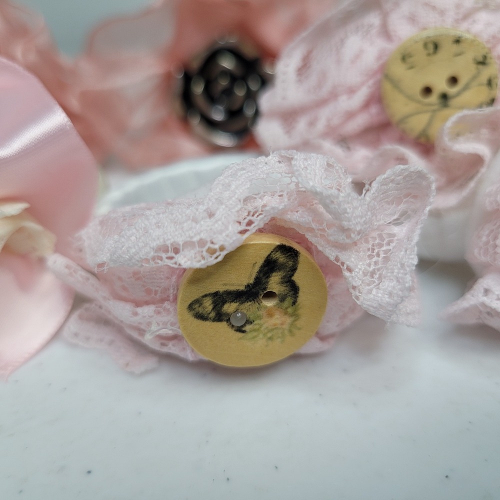 Shabby Chic Pink Floral Lace Napkin Rings Set of 8 Assorted Ribbon Flowers - Picture 6 of 7